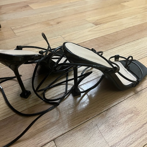 Black tie on strap heels. Just wore once. In great condition. - Picture 3 of 3